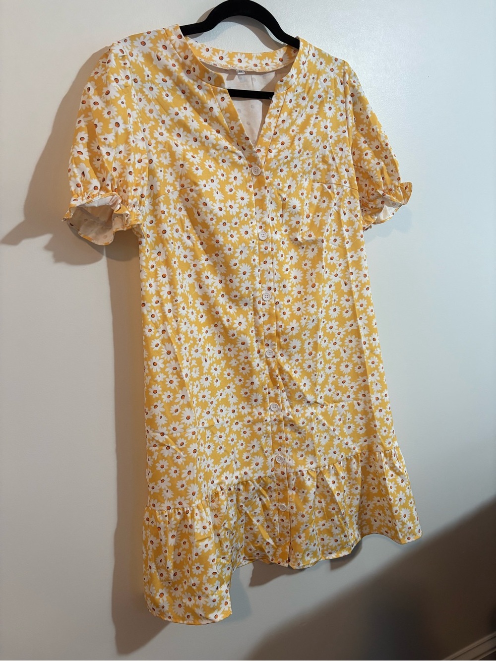 DAISY DRESS SIZE MEDIUM YELLOW